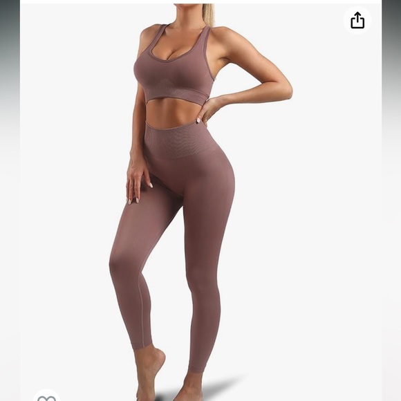 Lingdu Two Piece Yoga Set - Picture 1 of 9